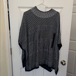 Banana Republic Women’s Navy and White Striped Tunic